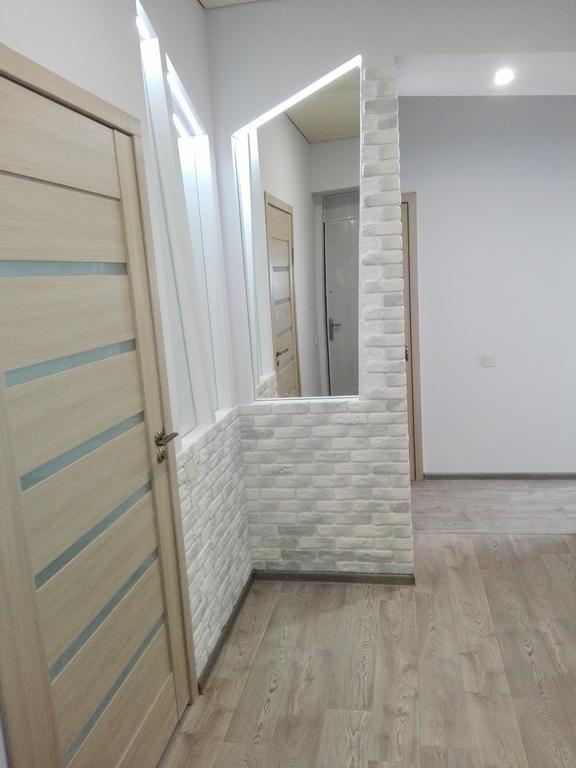 Apartment On Kryvorizhstal Street 35-24 Krivoy Rog Ngoại thất bức ảnh
